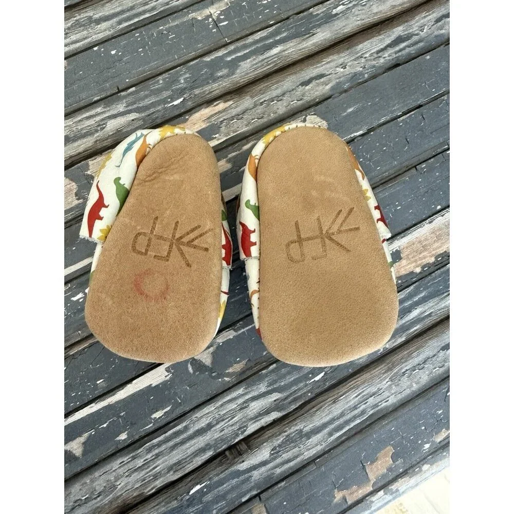 Freshly Picked Dino Soft Sole Baby Moccasin Shoes Leather USA sz 1 month